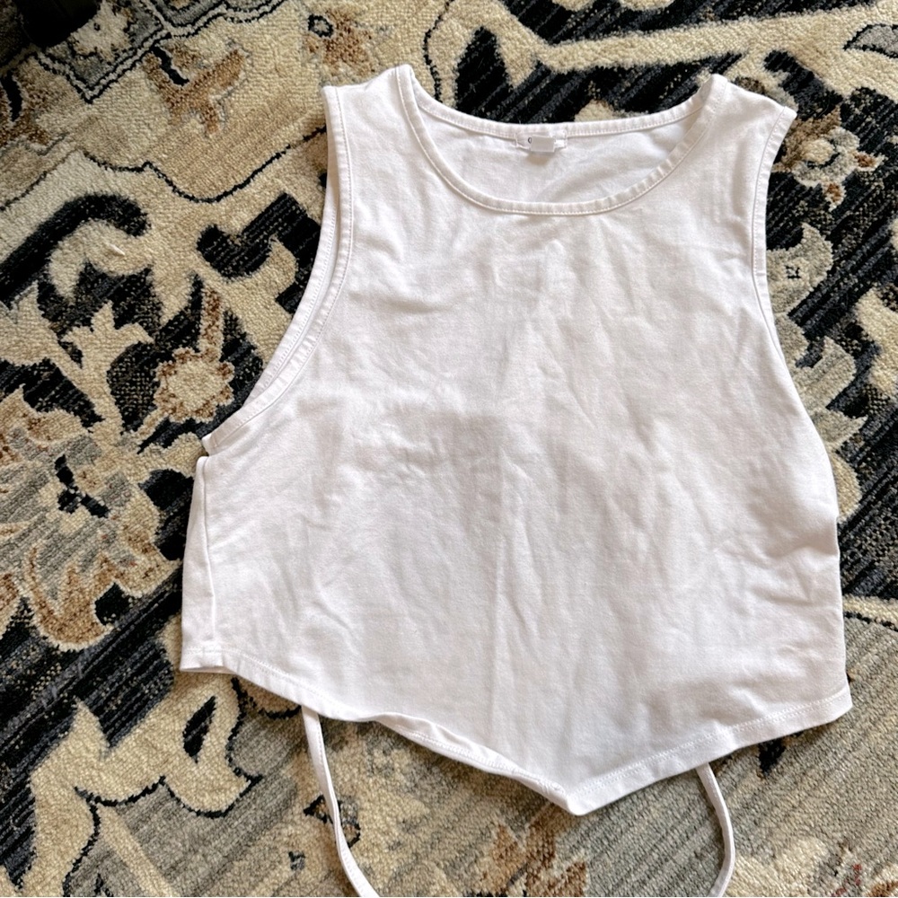 Garage white crop tank top